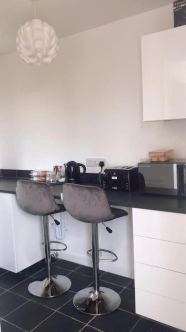 Dingley Dell - Superb Location For Truro In Private Accommodation Perranwell Εξωτερικό φωτογραφία