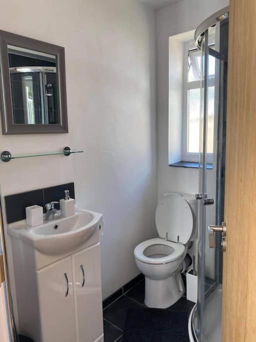 Dingley Dell - Superb Location For Truro In Private Accommodation Perranwell Εξωτερικό φωτογραφία