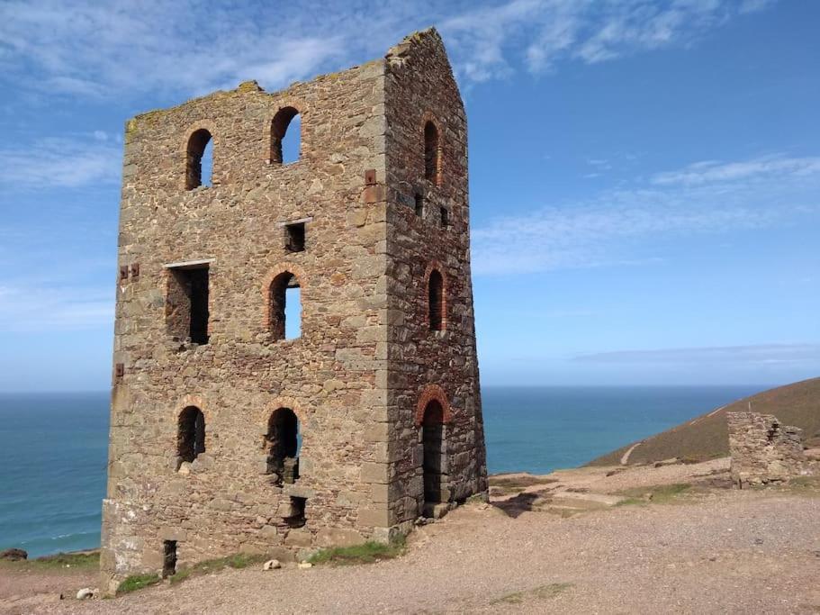 Dingley Dell - Superb Location For Truro In Private Accommodation Perranwell Εξωτερικό φωτογραφία